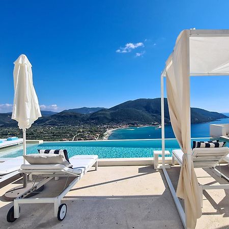 Koru Villa วาซีลีกี ภายนอก รูปภาพ
