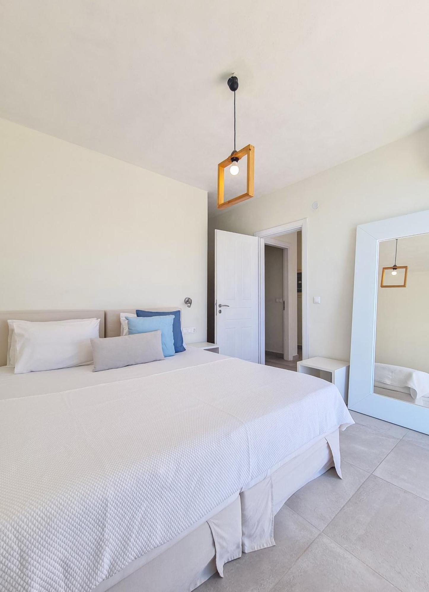 Koru Villa วาซีลีกี ภายนอก รูปภาพ
