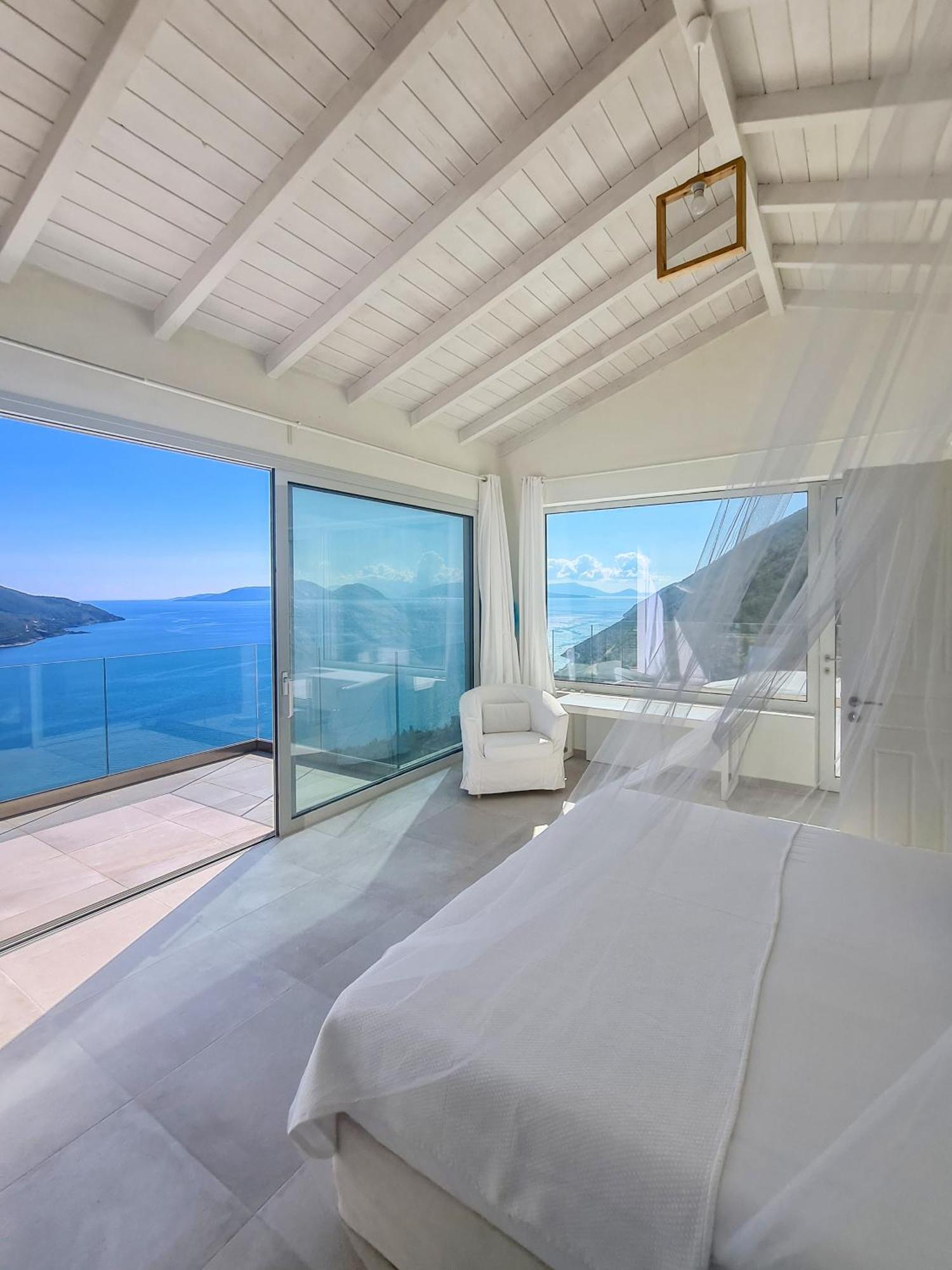 Koru Villa วาซีลีกี ภายนอก รูปภาพ