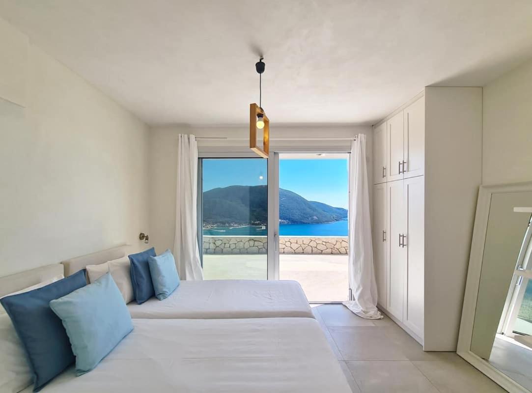 Koru Villa วาซีลีกี ภายนอก รูปภาพ
