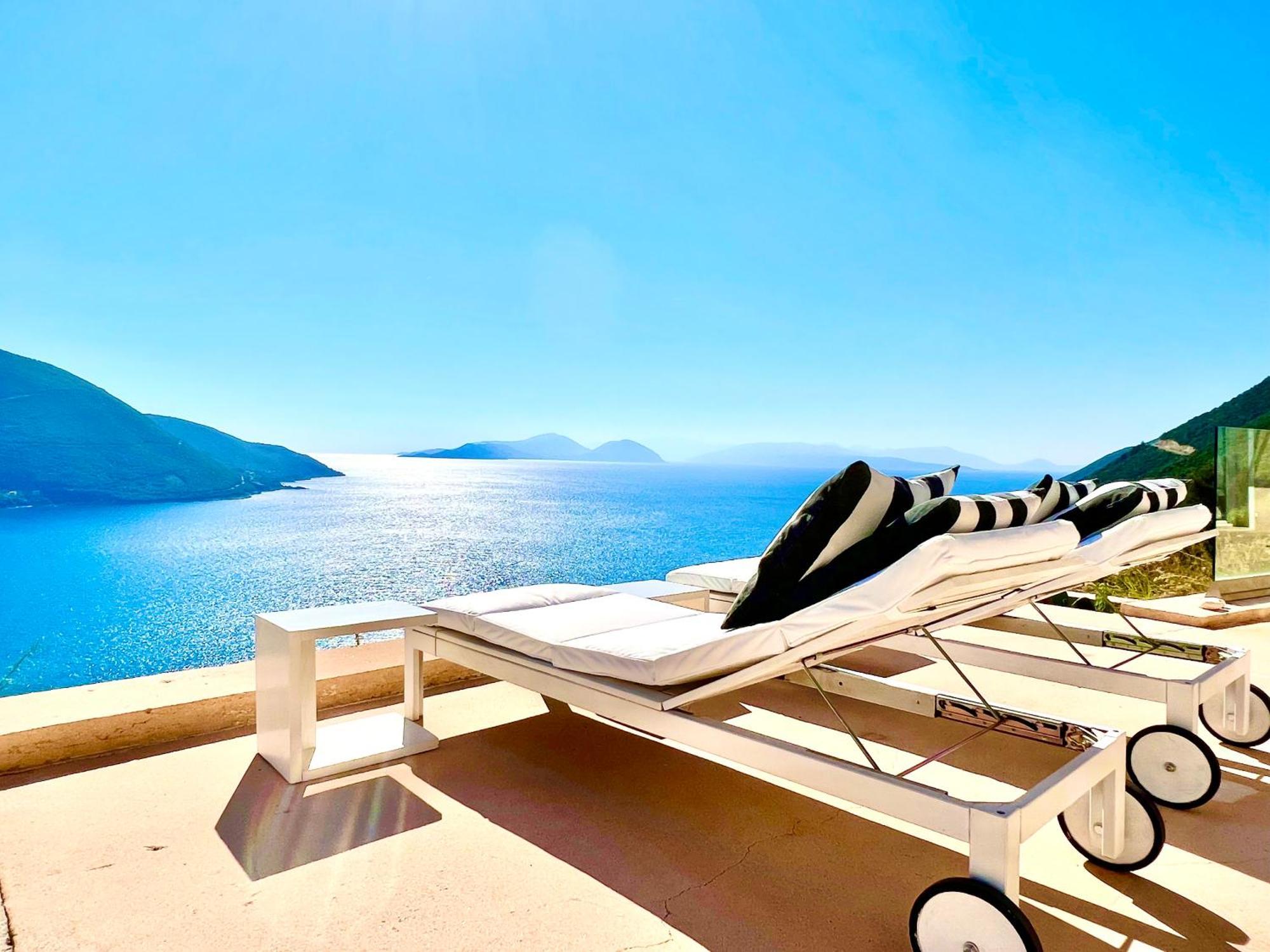 Koru Villa วาซีลีกี ภายนอก รูปภาพ