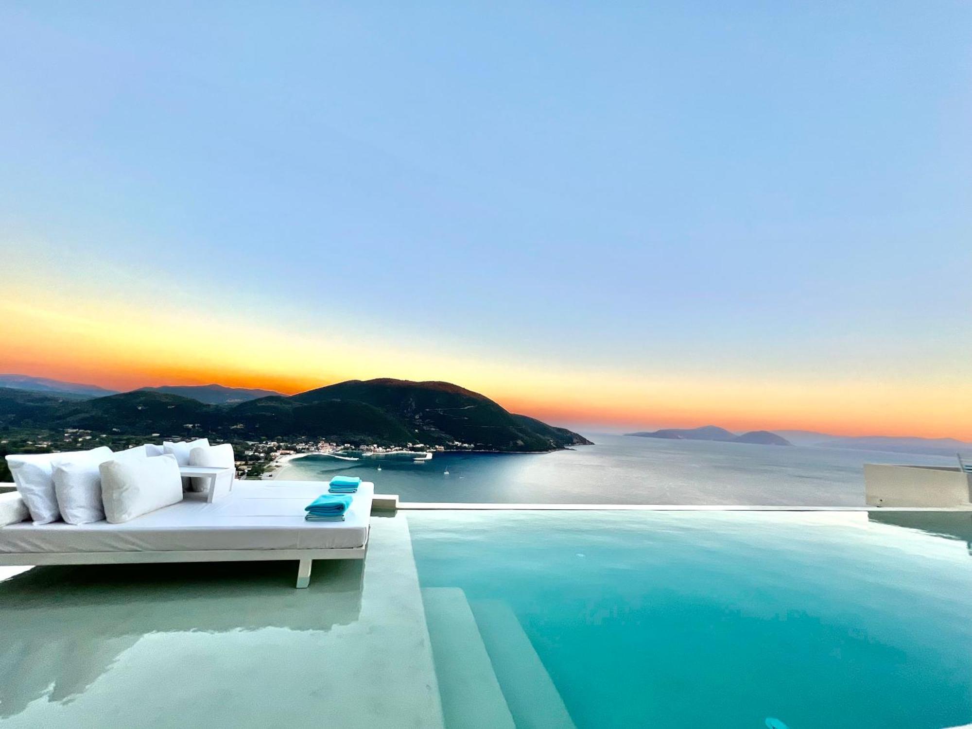 Koru Villa วาซีลีกี ภายนอก รูปภาพ